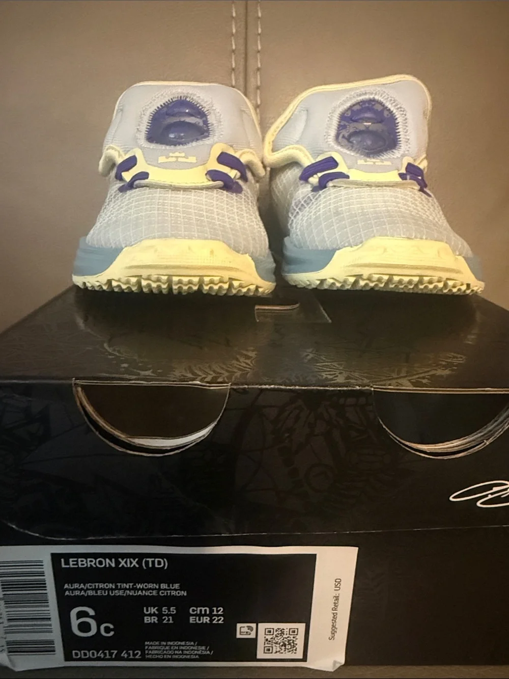 Nike LeBron XIX 19 Aura/Citron Toddler Sneakers Size 6C